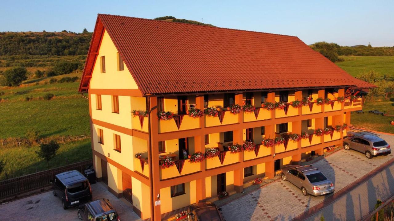 Apartamente Mano Apartmanok 프라이드 외부 사진